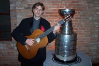 Playing a "G" Chord with the Cup!